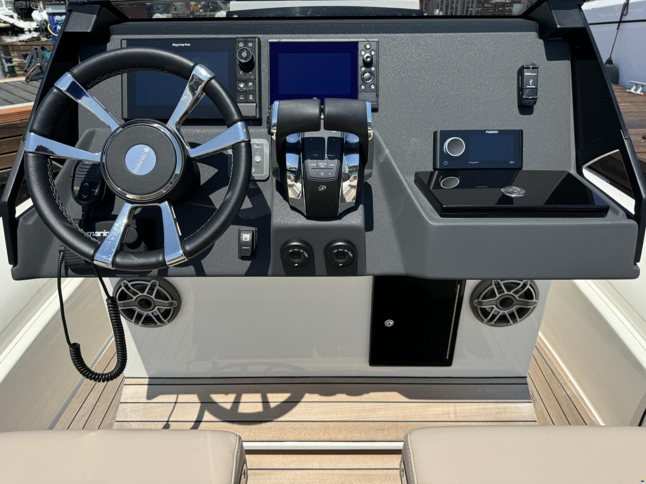Technohull Gt7