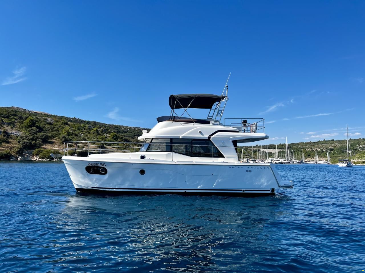 Beneteau Swift Trawler 35