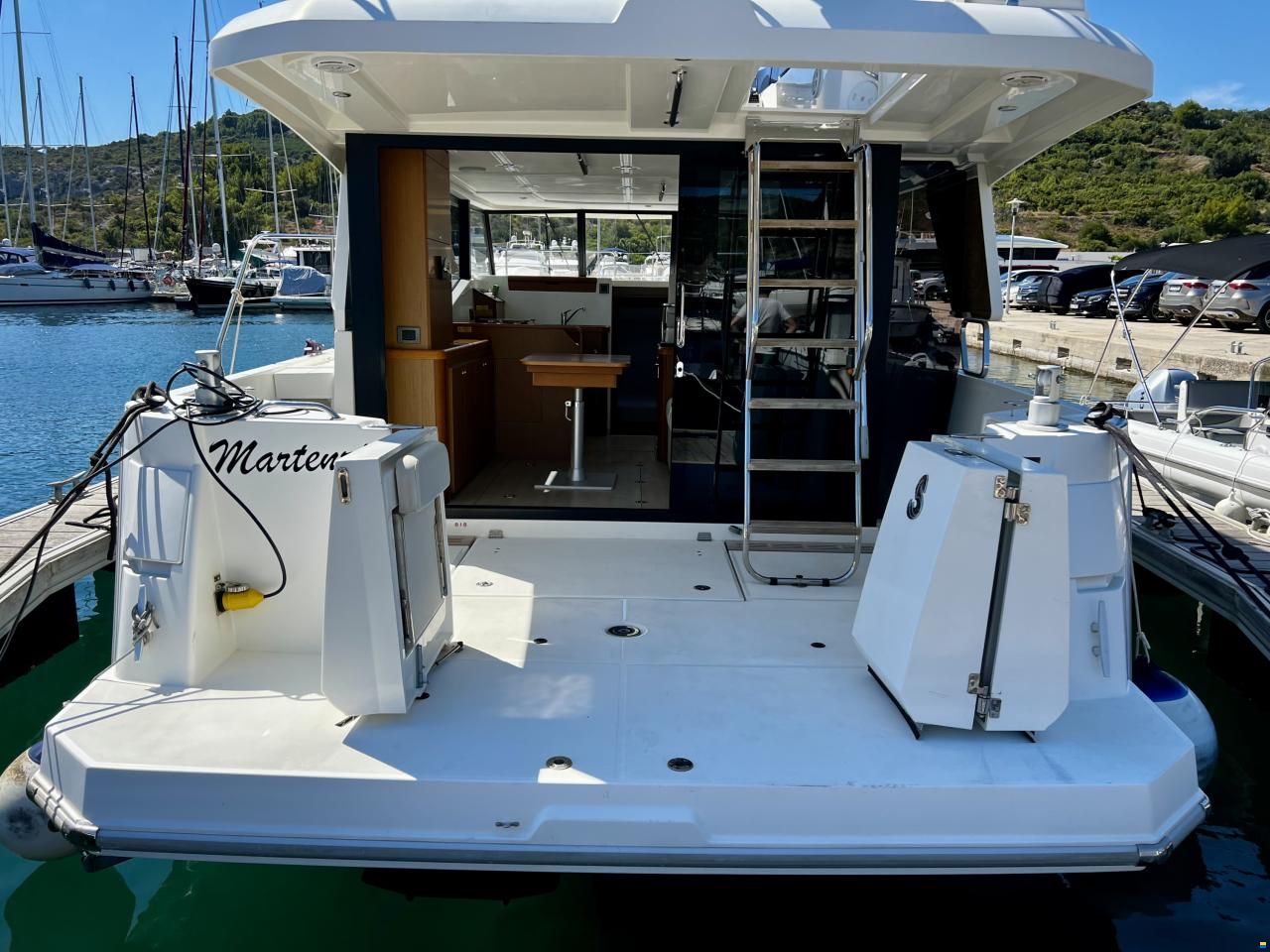 Beneteau Swift Trawler 35