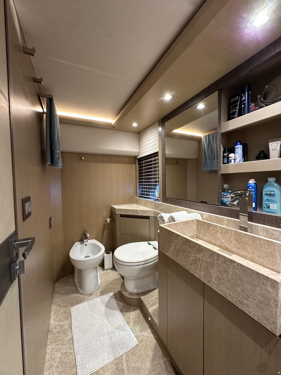 Monte Carlo Yachts MCY 65