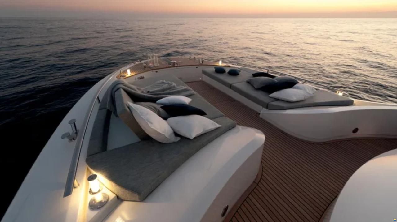 Monte Carlo Yachts MCY 65