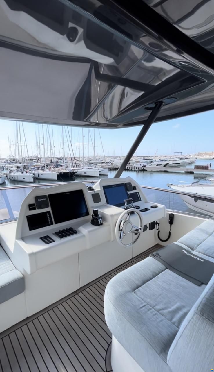 Monte Carlo Yachts MCY 65