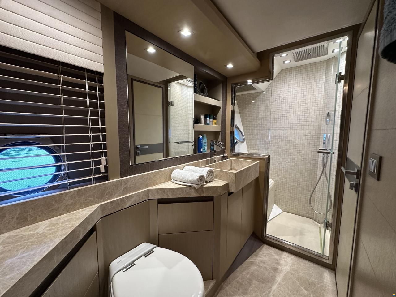 Monte Carlo Yachts MCY 65