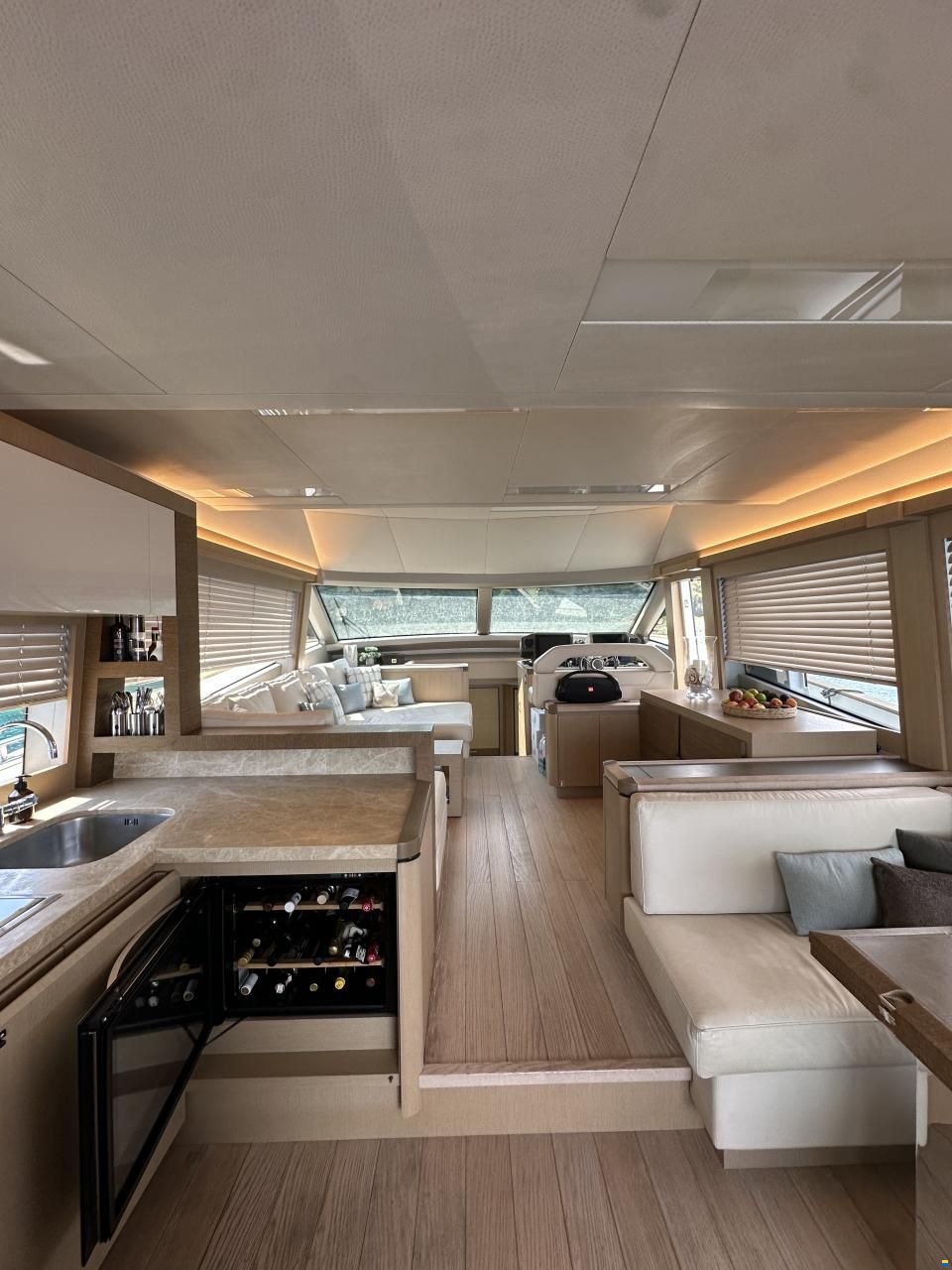 Monte Carlo Yachts MCY 65