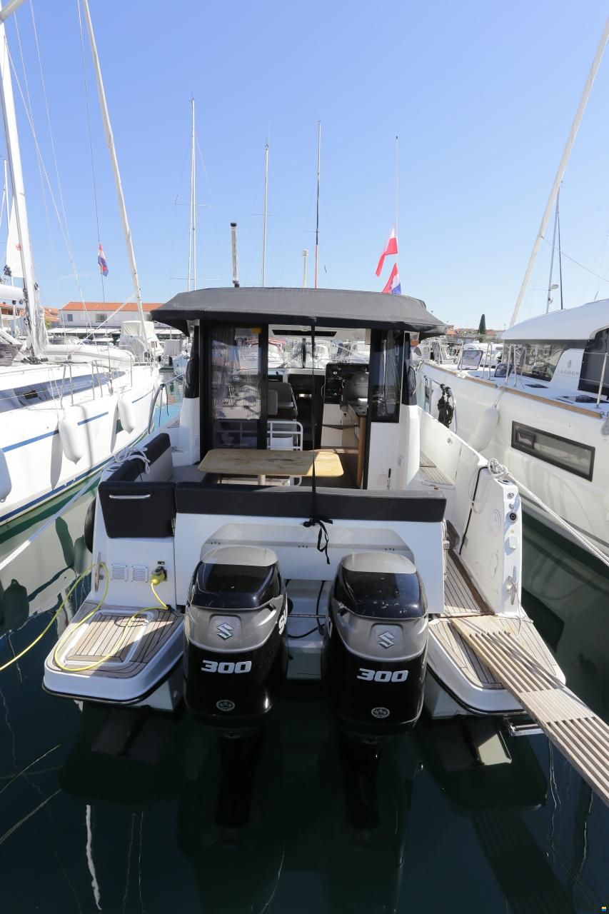 Jeanneau Merry Fisher 1095