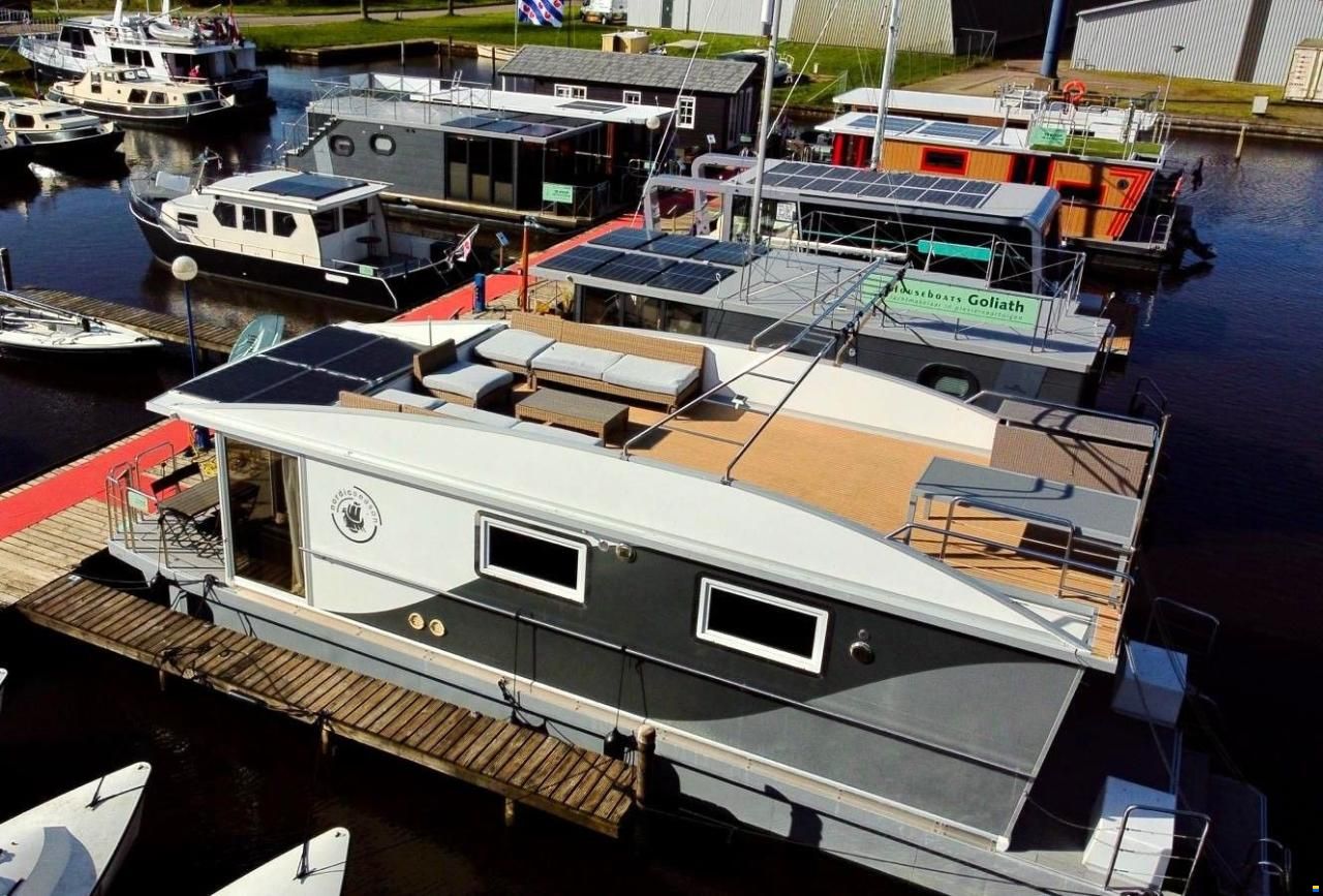 Nordic Season 47 Sea37 CE-C Houseboat