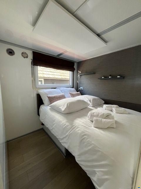 Nordic Season 47 Sea37 CE-C Houseboat