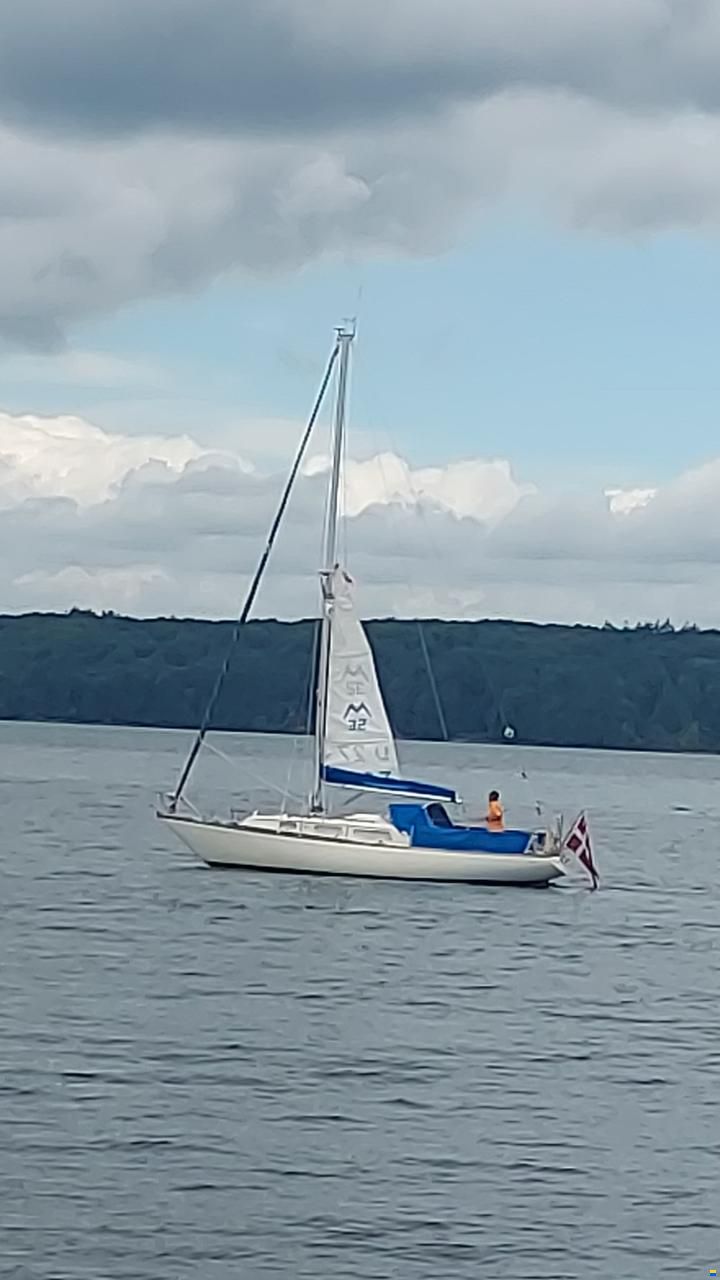 Hallberg-Rassy Mistress 32