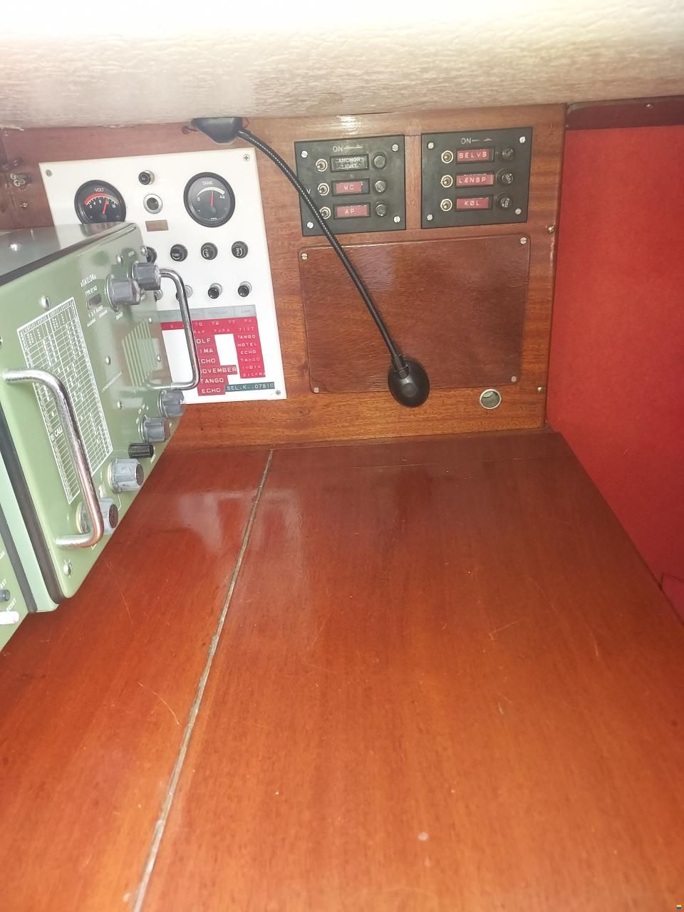 Hallberg-Rassy Mistress 32