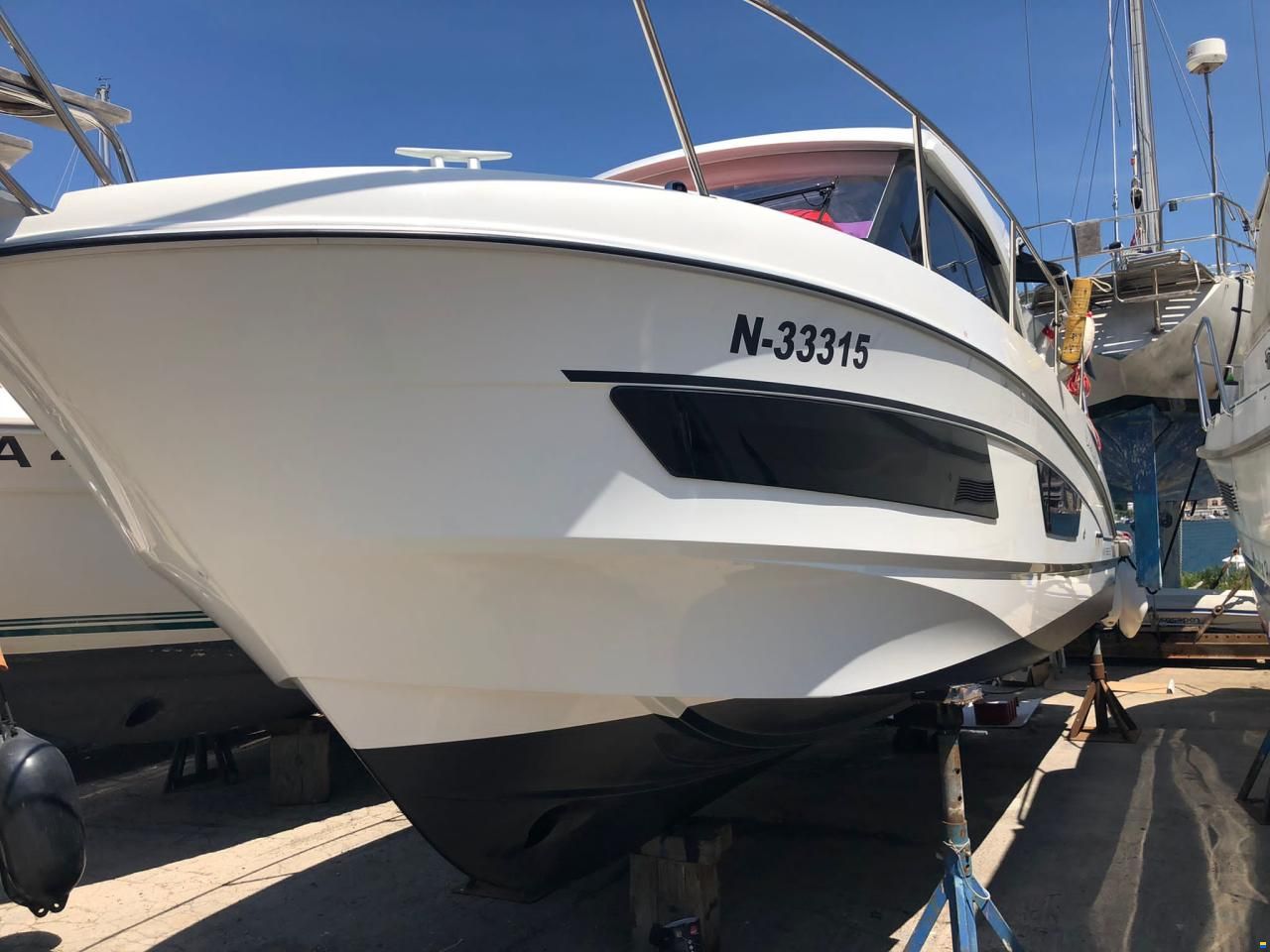 Beneteau Antares 9 OB