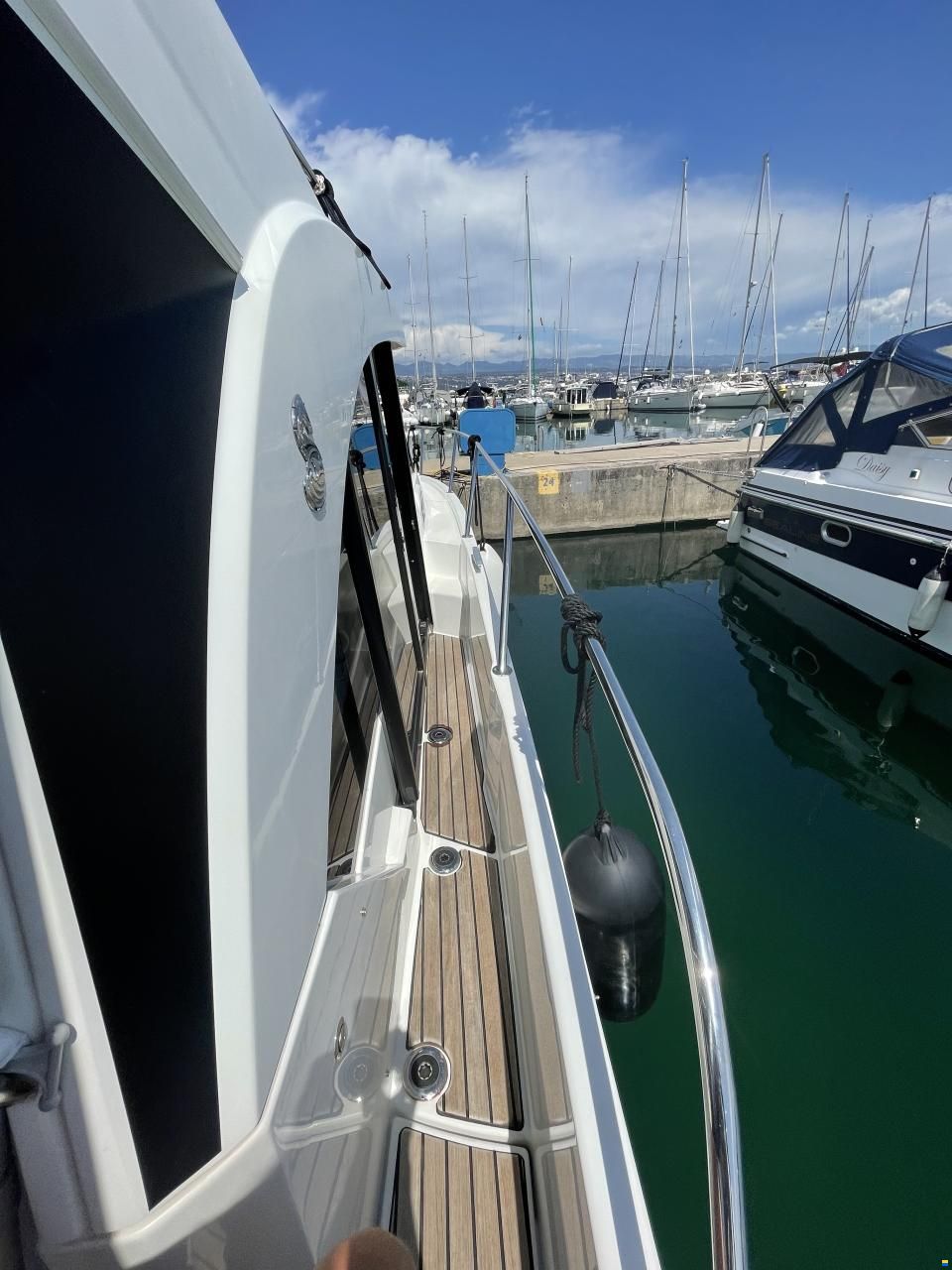 Beneteau Antares 9 OB