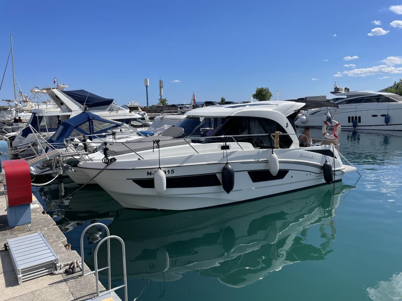 Beneteau Antares 9 OB