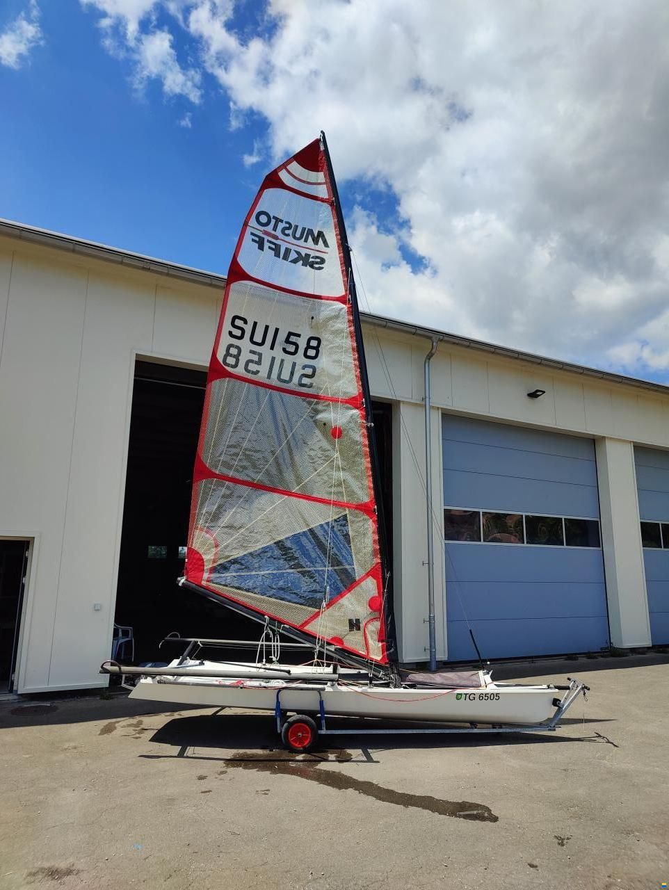 Ovington Musto Skiff
