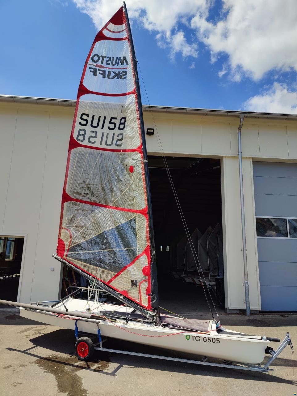 Ovington Musto Skiff