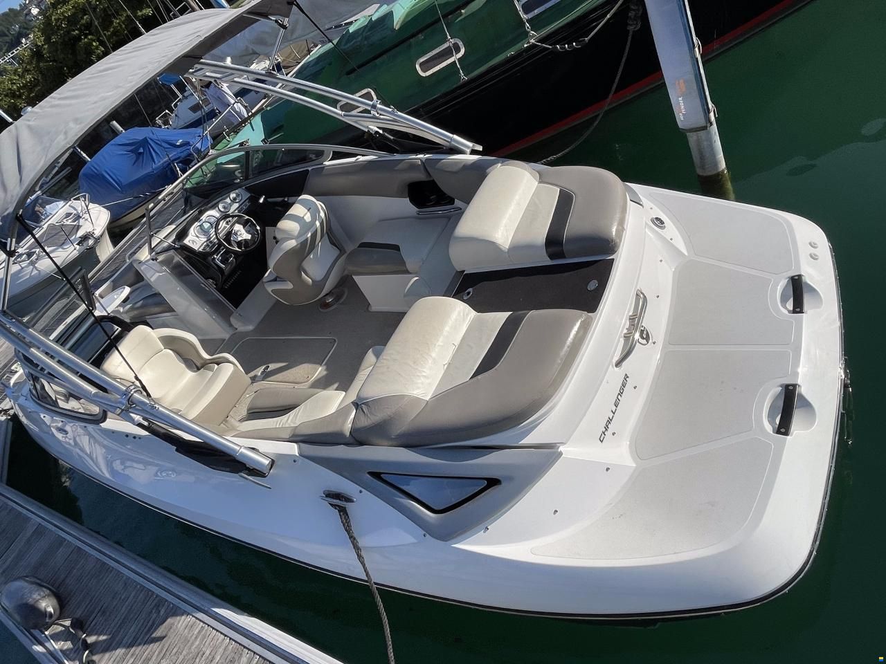 Sea-Doo Challenger 230 SE