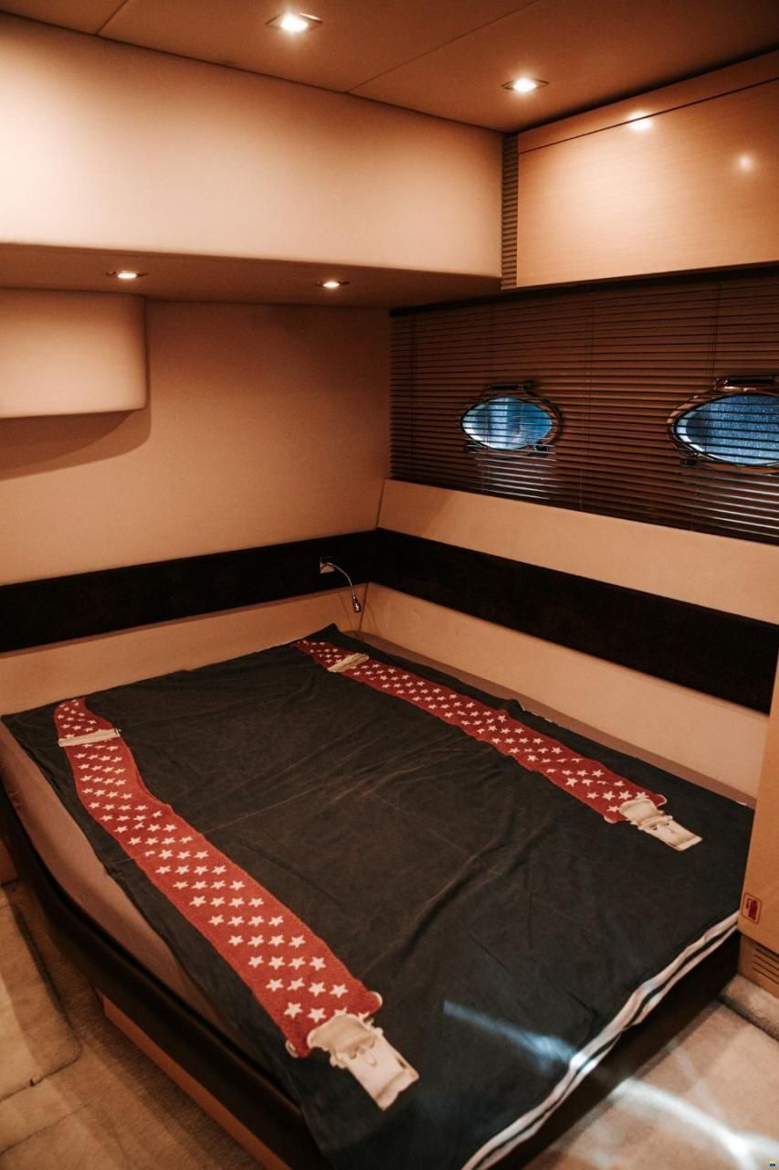 Azimut Atlantis 54