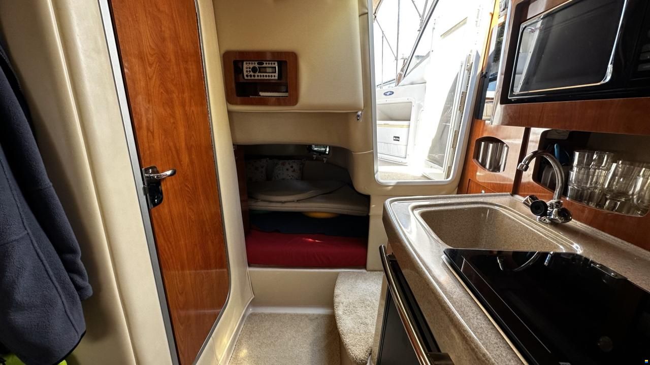 Four Winns Vista 258