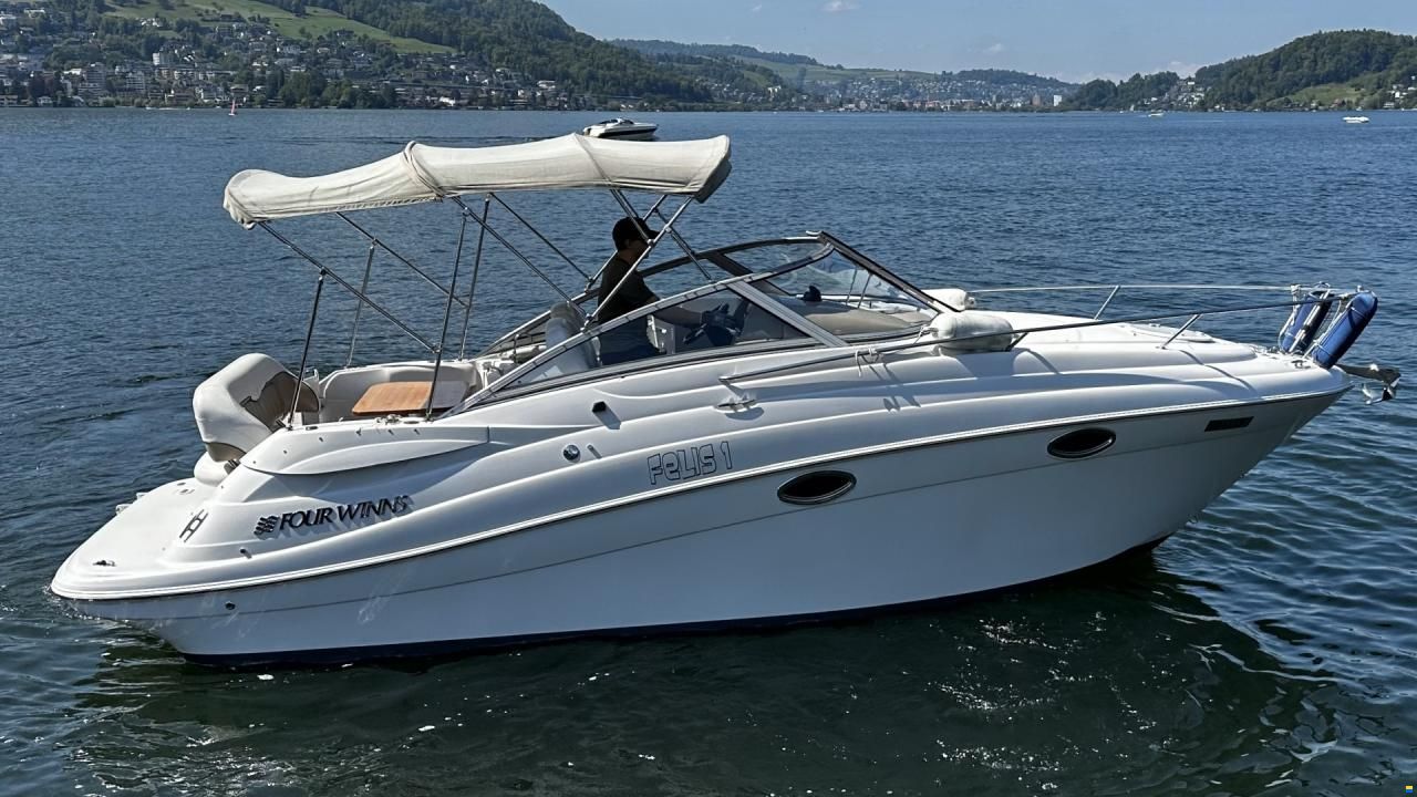 Four Winns Vista 258