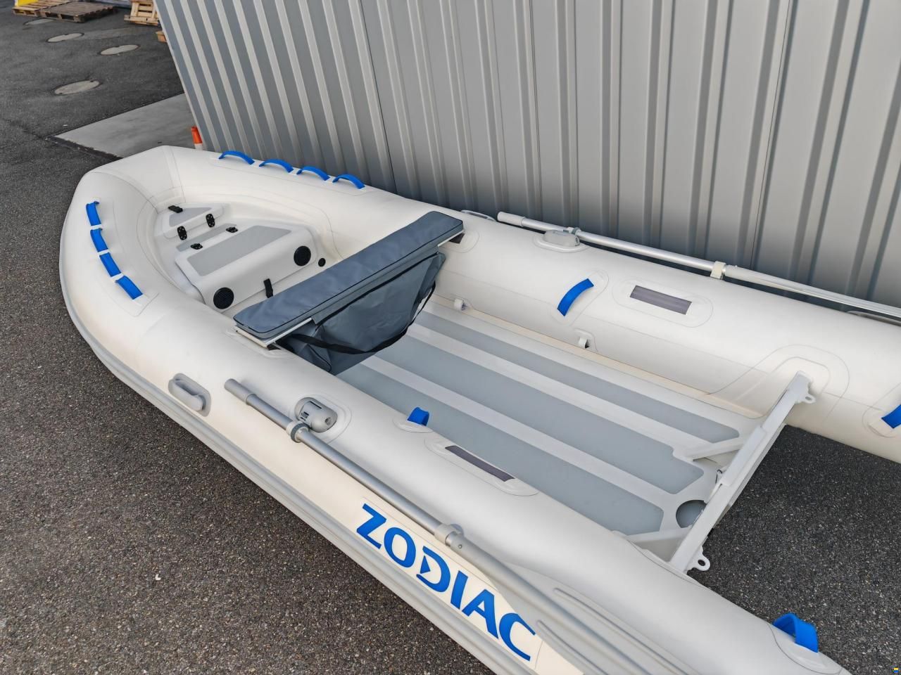 Zodiac NOMAD 3.9 RIB ALU Neo