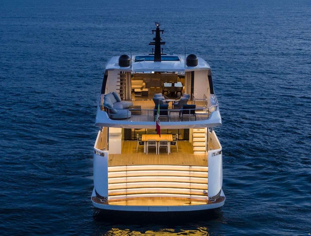 Maiora 30 Convertible