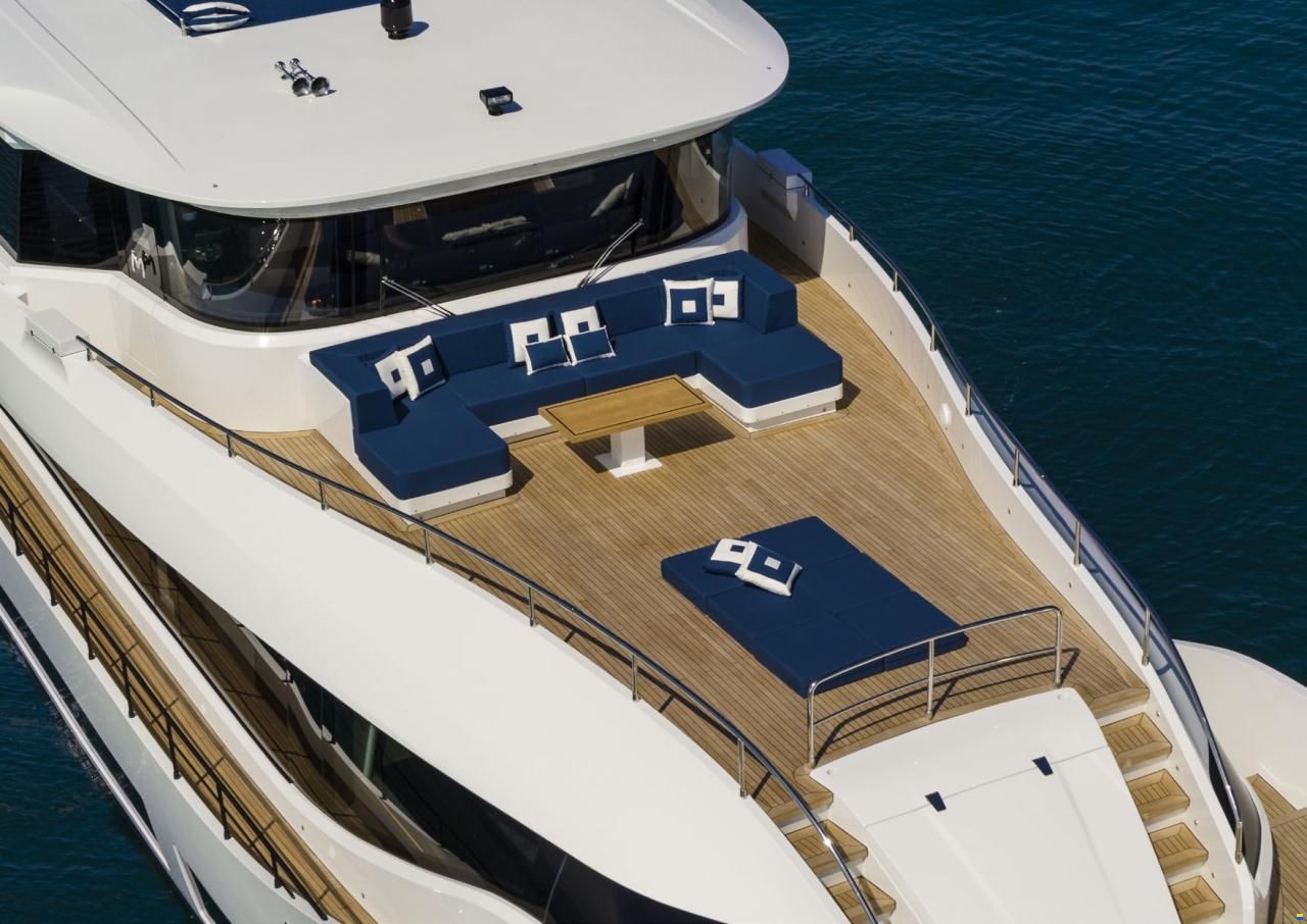 Maiora 30 Convertible