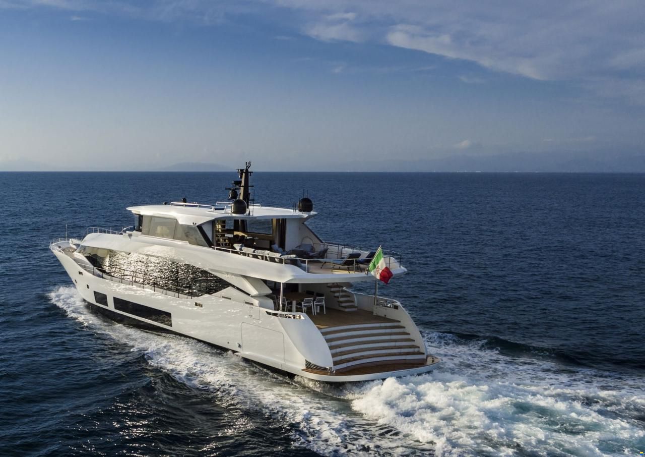 Maiora 30 Convertible
