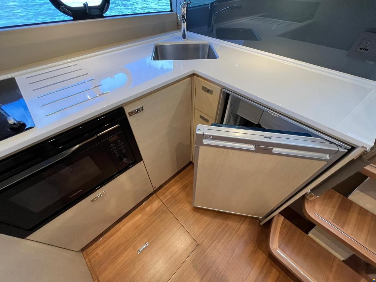 Princess V40