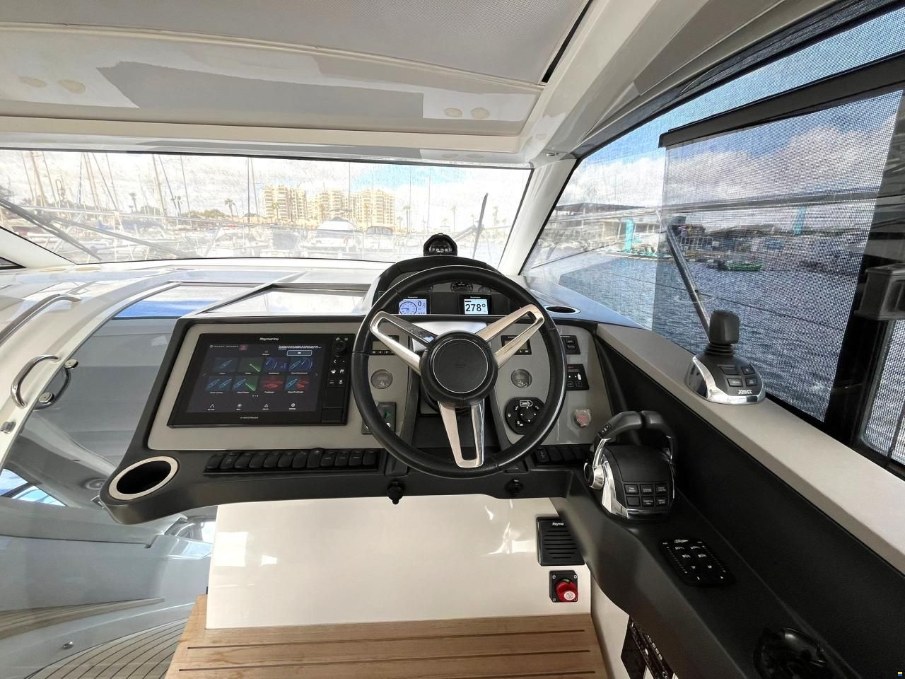 Princess V40