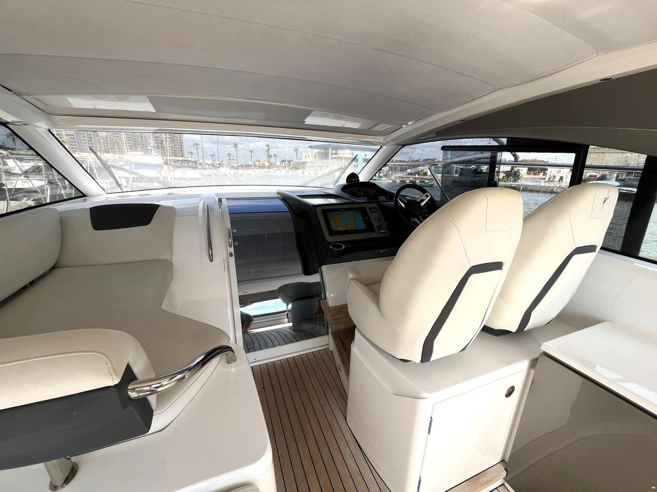 Princess V40