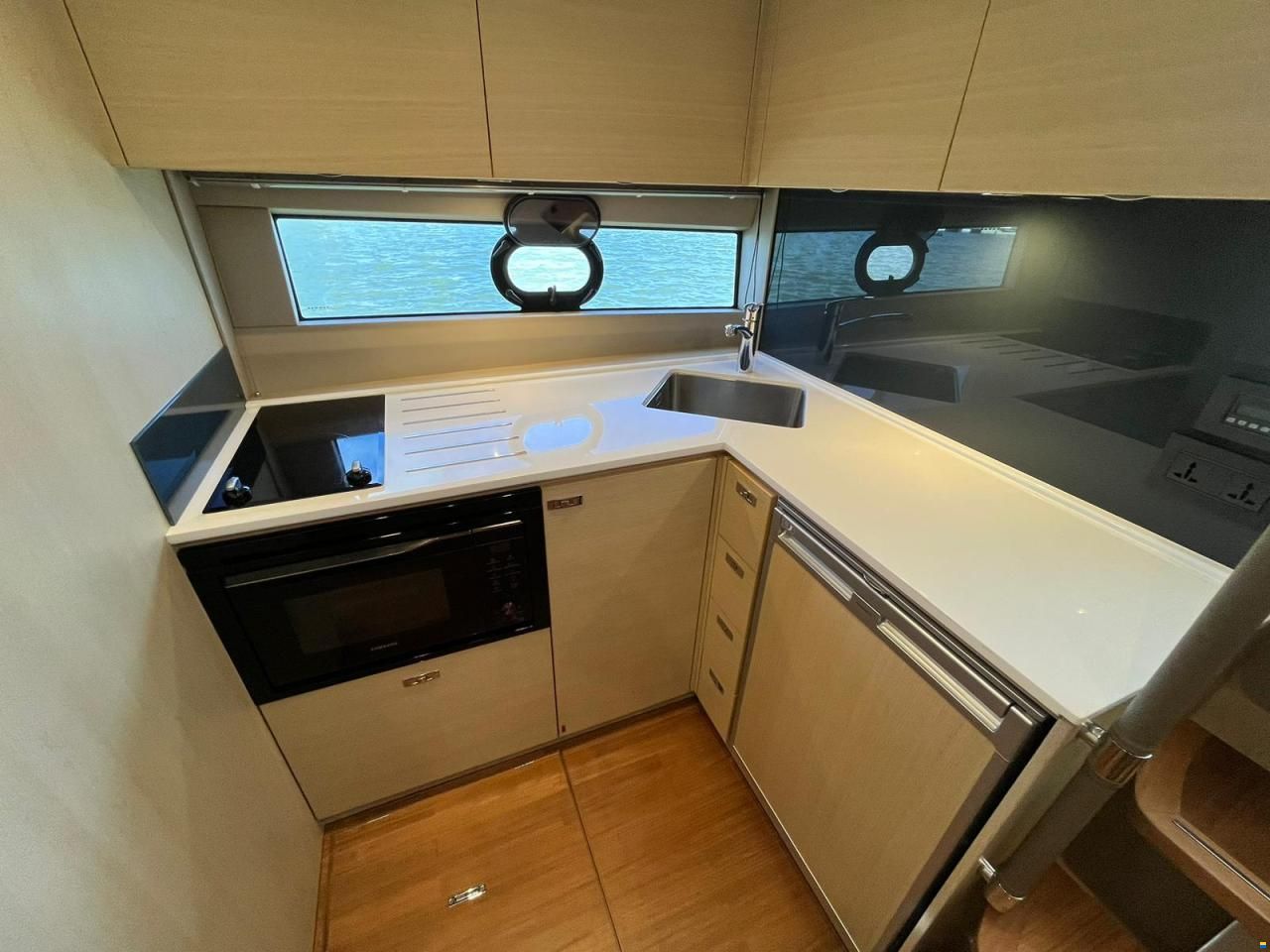 Princess V40