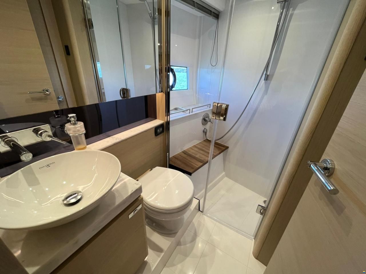 Princess V40
