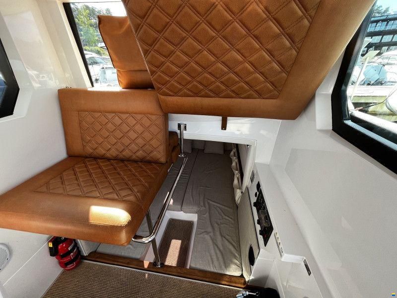 Axopar 28 Aft Cabin