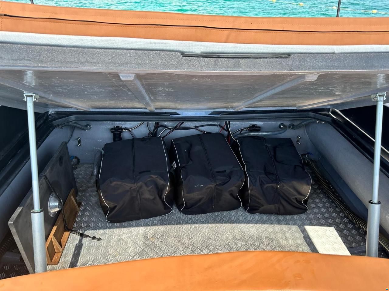 SACS STRATOS 12