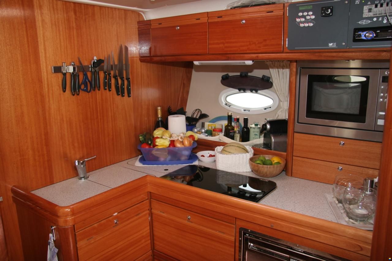 Bavaria 37 Sport