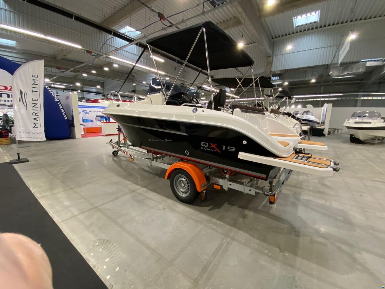 Marine Time QX 563 / 19 Sundeck