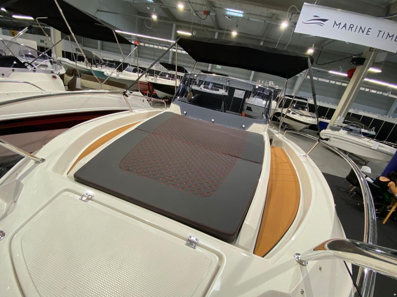 Marine Time QX 563 / 19 Sundeck
