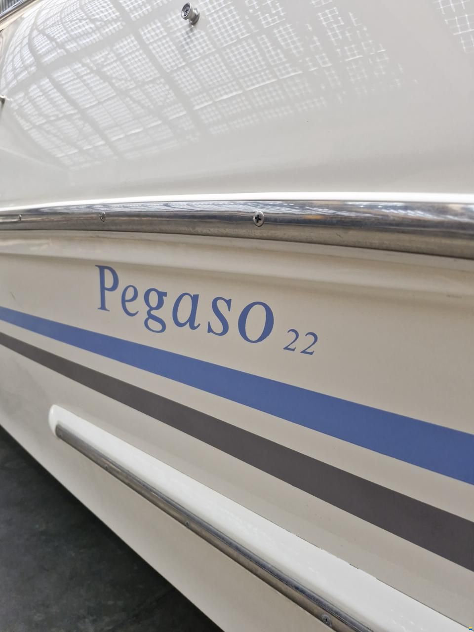 A. Mostes Pegaso 22 - EVO