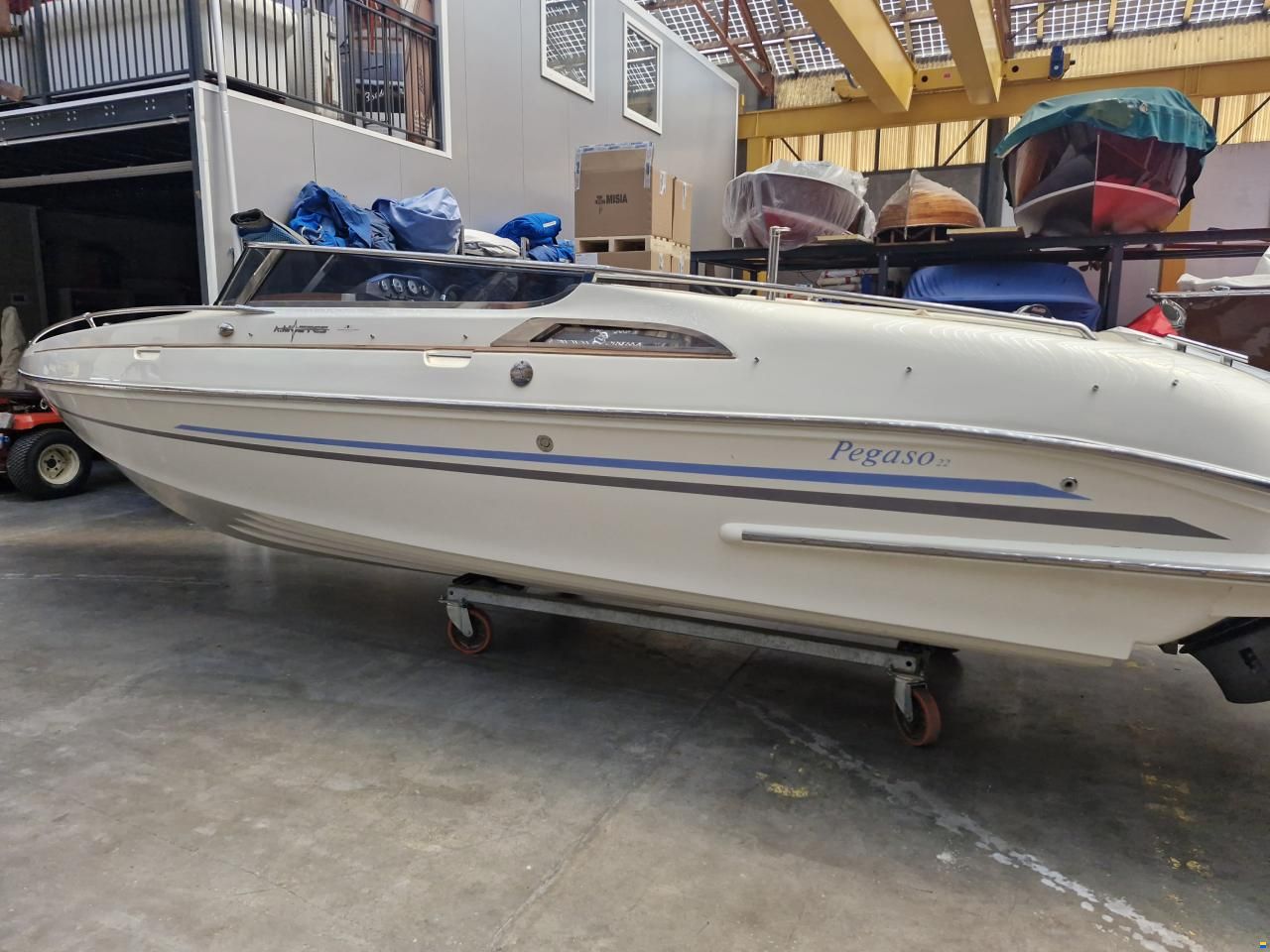 A. Mostes Pegaso 22 - EVO