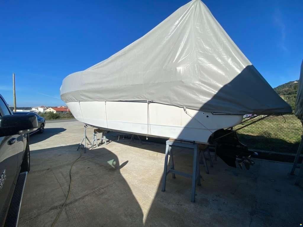 Maxum 2700 SCR