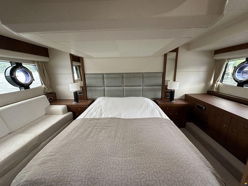 Sunseeker  - Manhattan 53