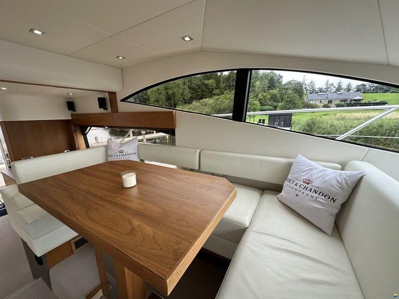 Sunseeker  - Manhattan 53