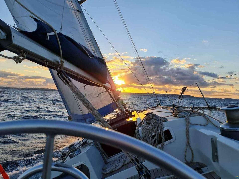 Beneteau First 405 (deep keel)