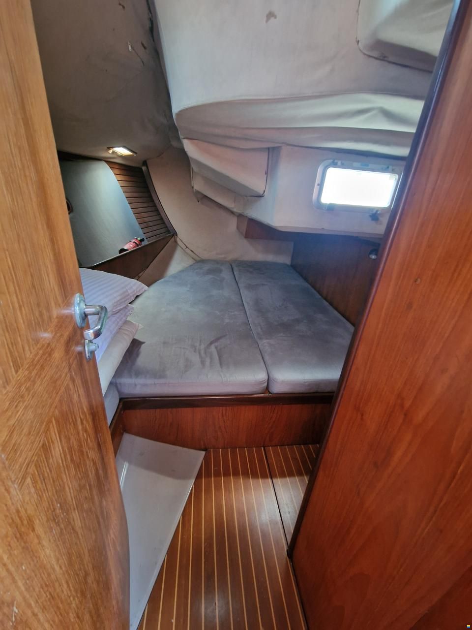 Beneteau First 405 (deep keel)
