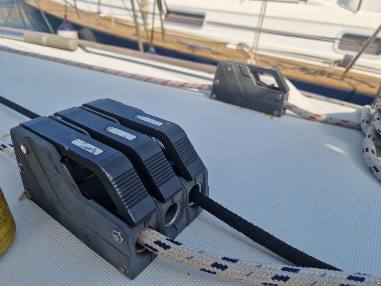 Beneteau First 405 (deep keel)