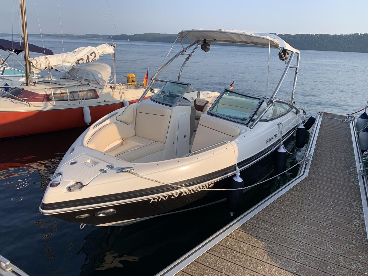 Rinker Captiva 246 R2 BR (QX 26)