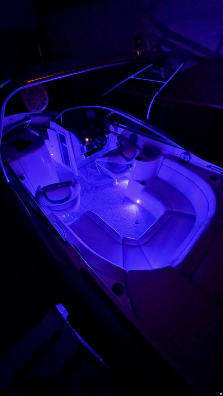 Rinker Captiva 246 R2 BR (QX 26)