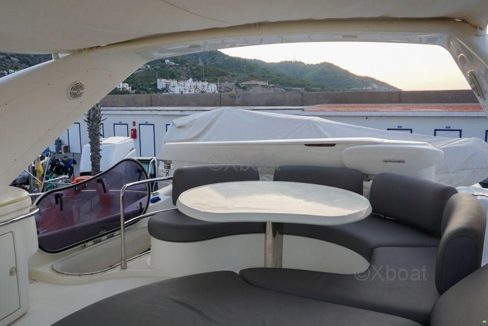 Azimut 68 FLY