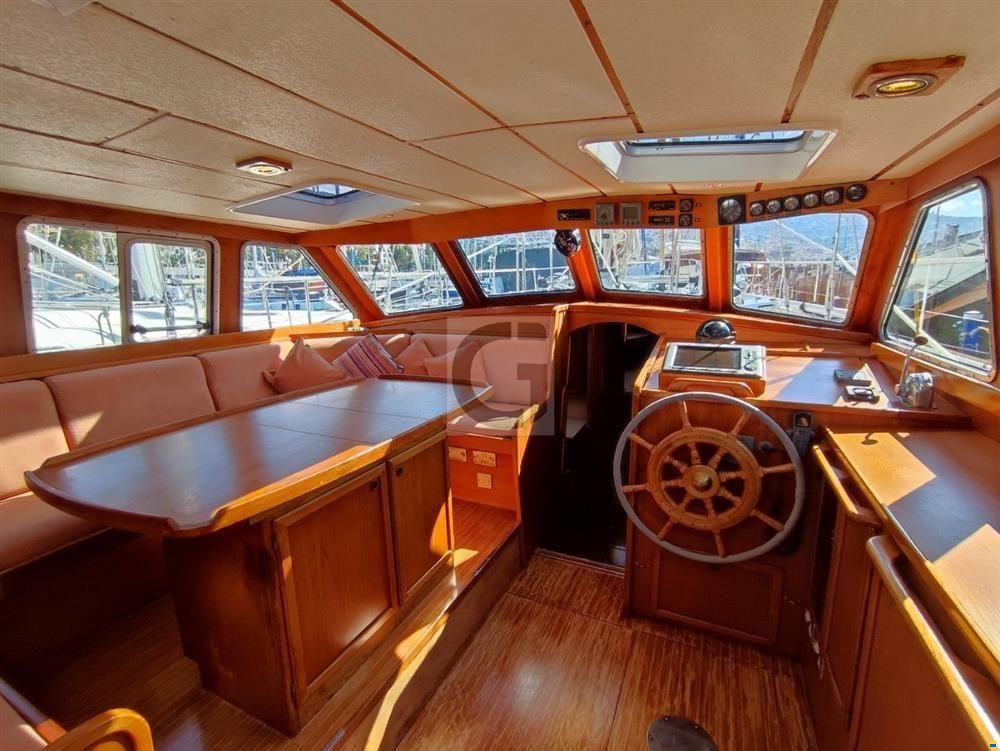 Nauticat 521