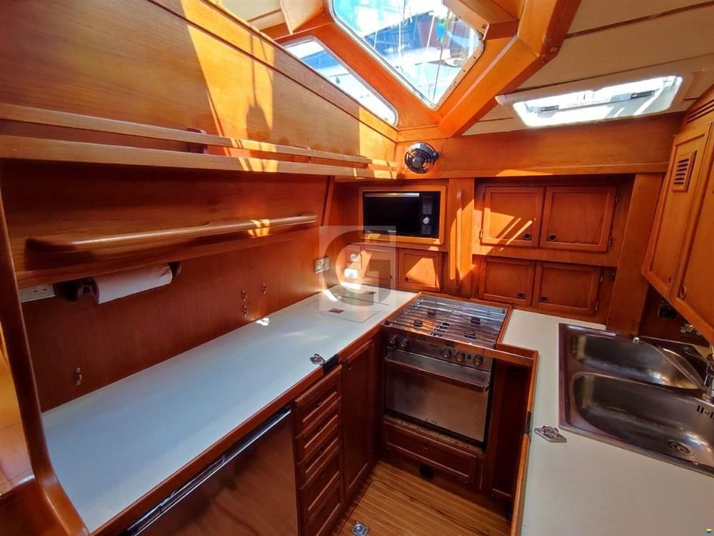Nauticat 521
