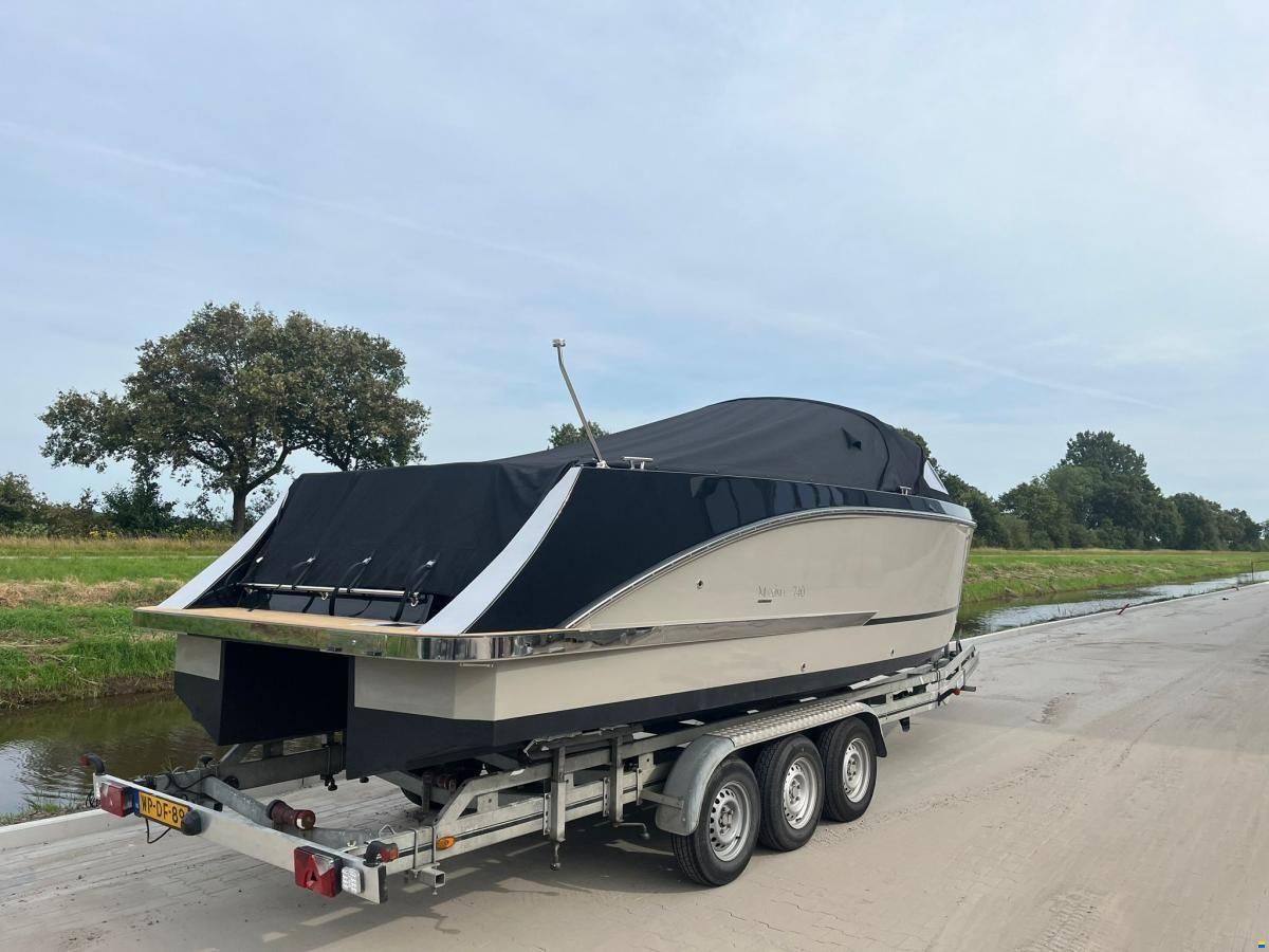 Maxima 740 Tender